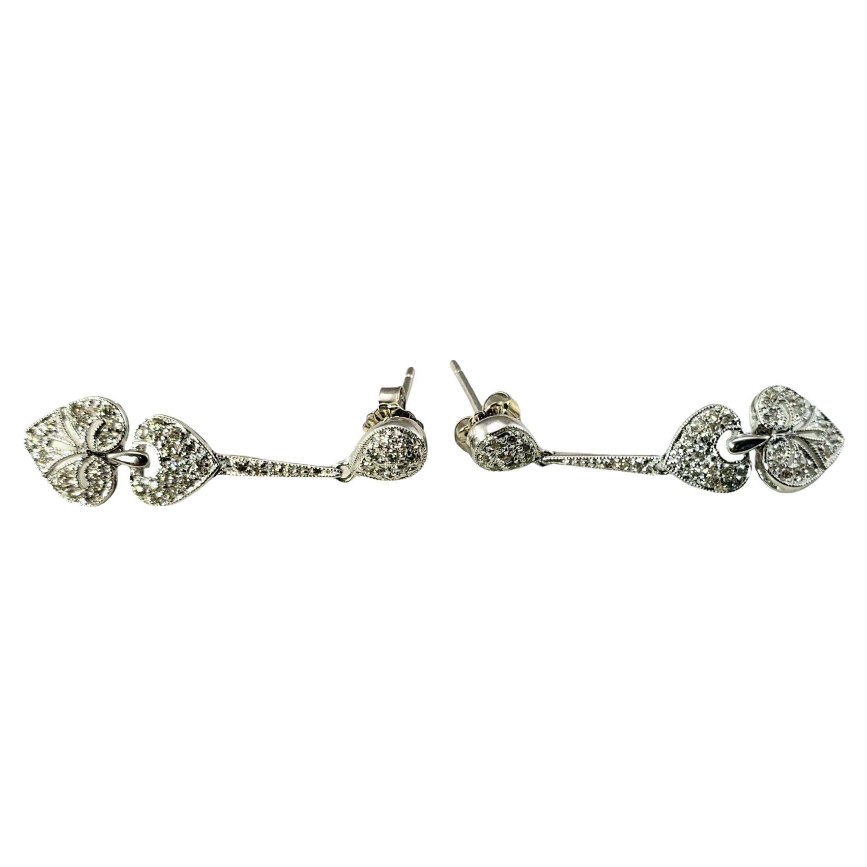 Pendants d'oreilles cœur en or blanc 18 carats et diamants n° 15269