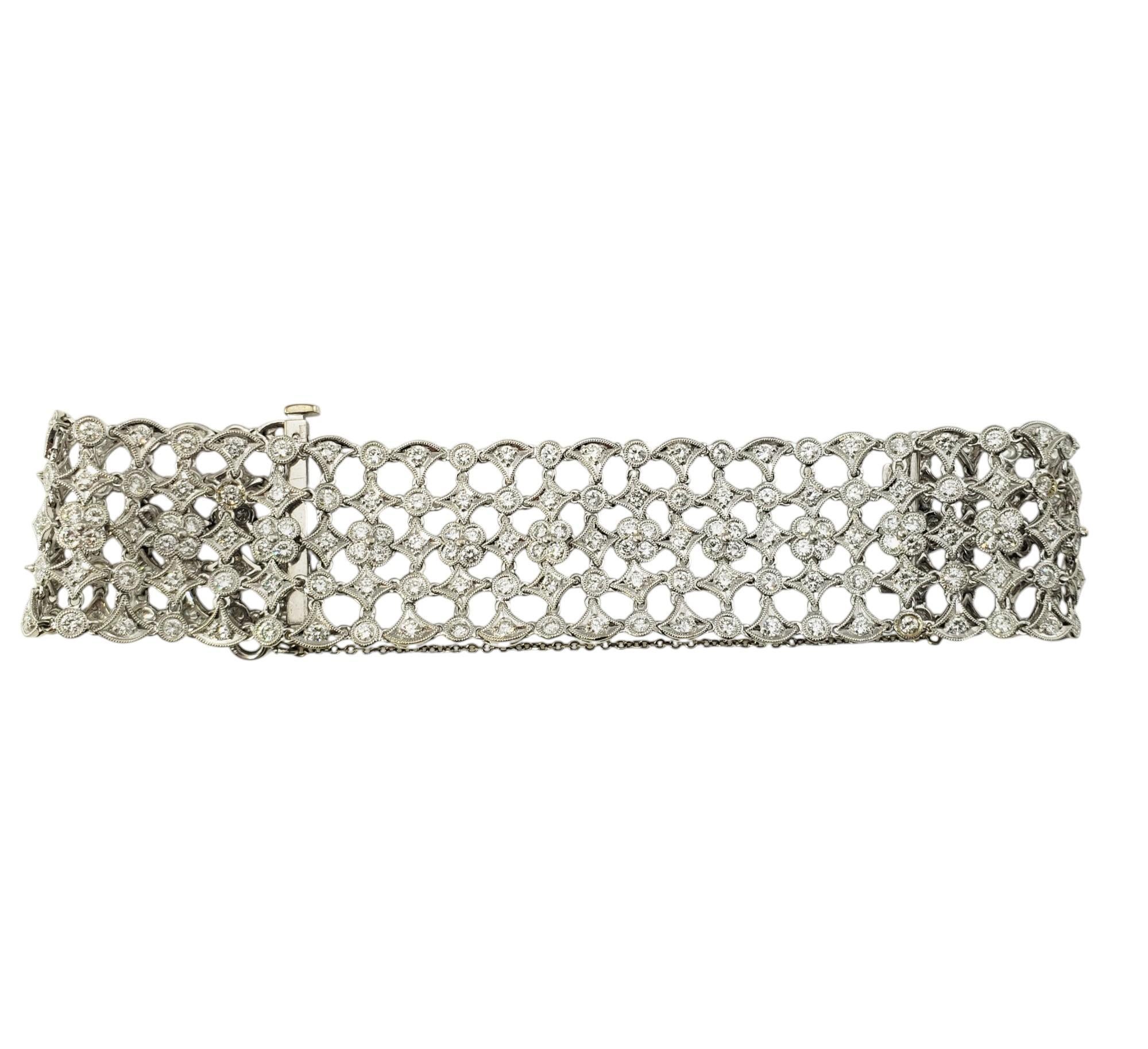 Bracciale a reticolo in oro bianco 18 carati e diamanti #19953 in vendita 1