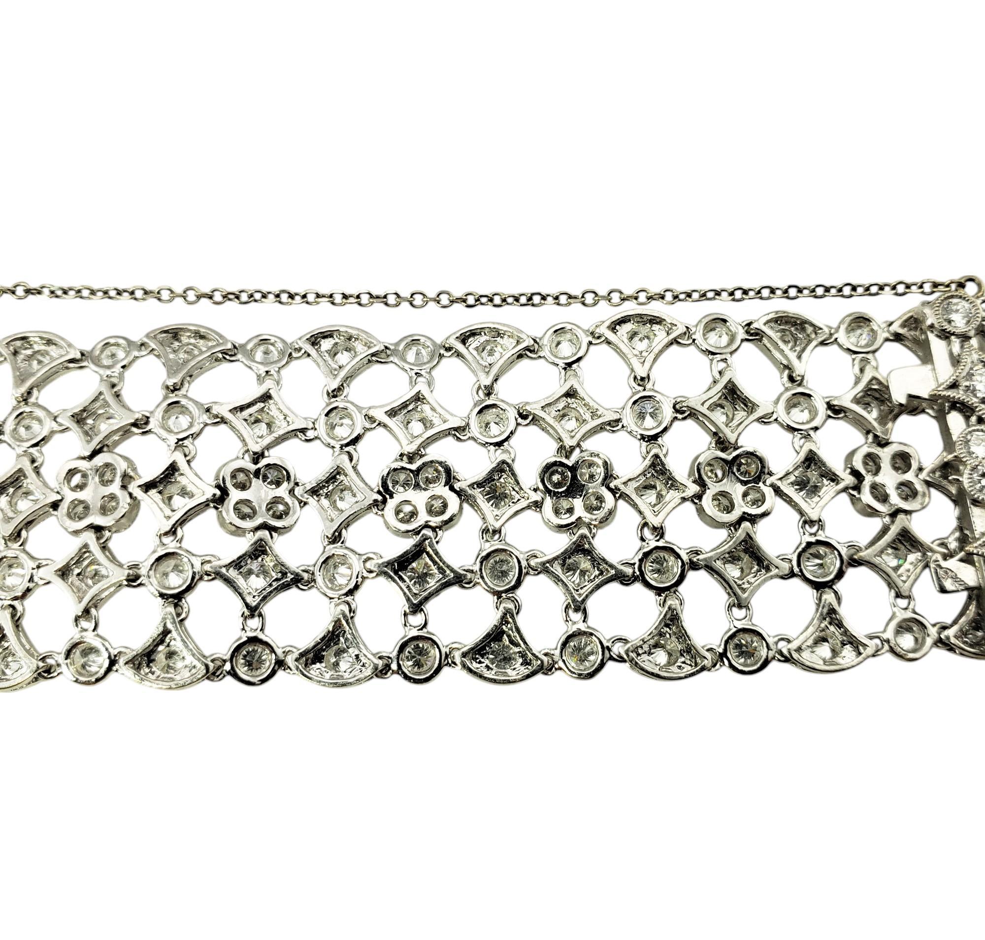 Bracciale a reticolo in oro bianco 18 carati e diamanti #19953 in vendita 2