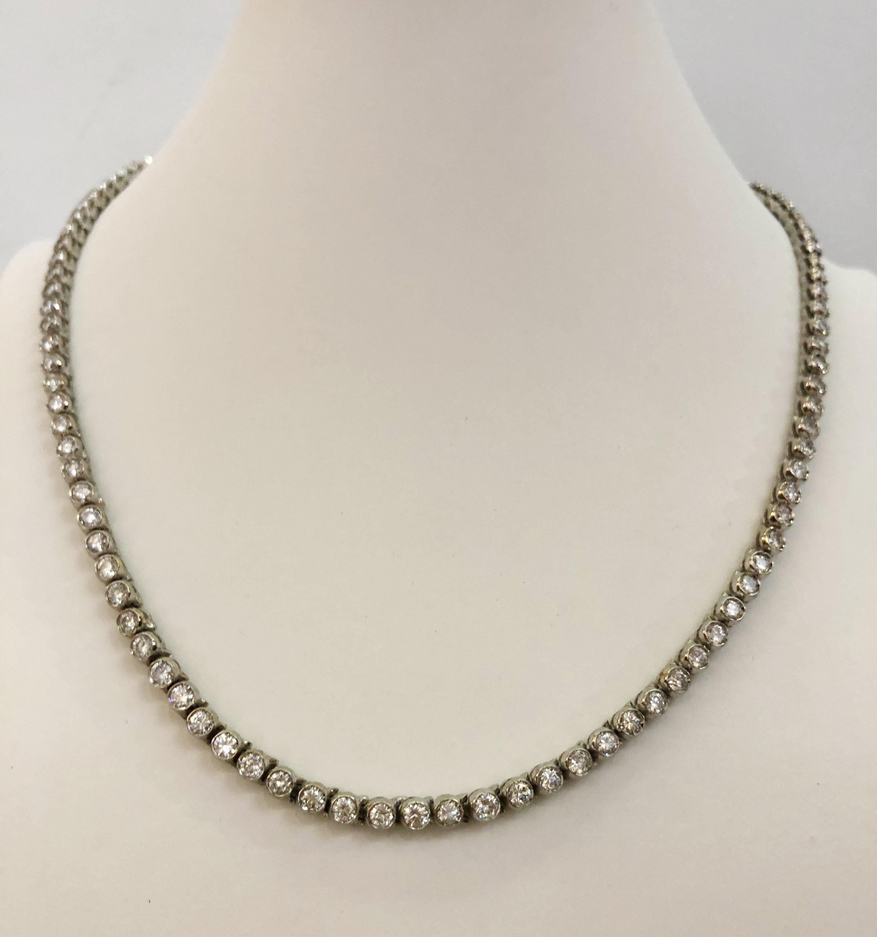 Vintage 18 karat white gold Tennis style necklace with brilliant diamonds for a total 6.5 karats /  Italy 1980-1990
Length 42 cm