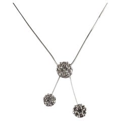 18 Karat White Gold and Diamond Pendant Floral Necklace