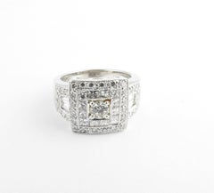 18 Karat White Gold and Diamond Ring