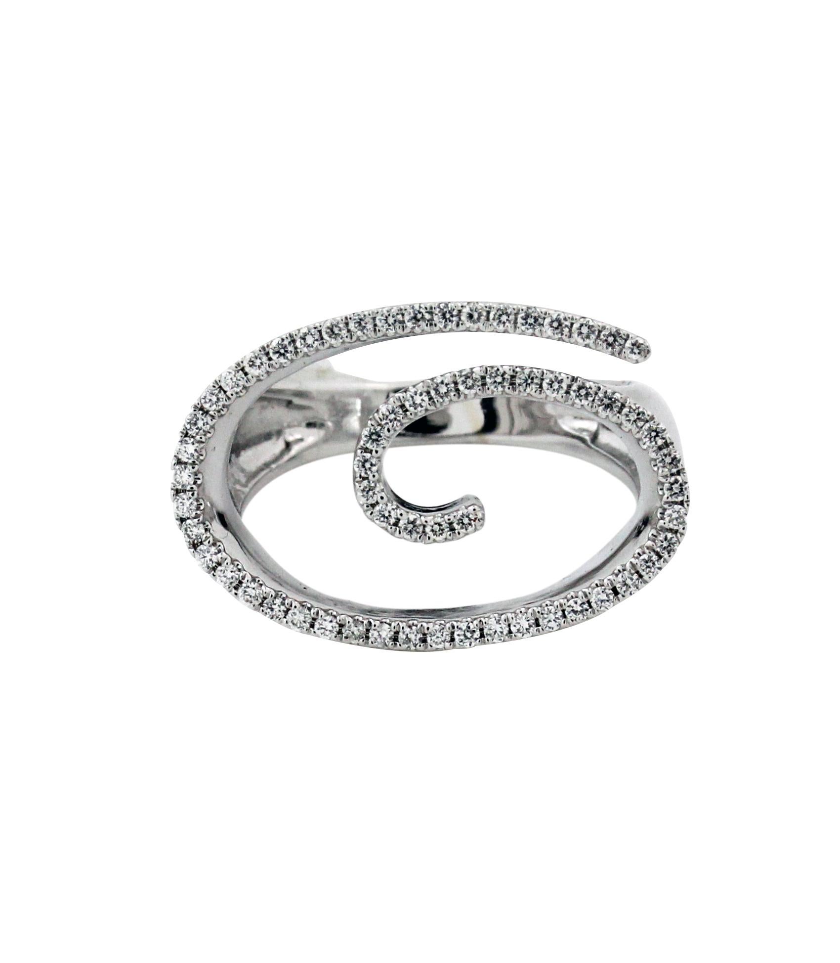 18K White Gold and Diamond Spiral Center Ring with High-Polish Finish
0.33 carat G color, VS clarity diamonds
8.20 grams 18K gold  
15mm Face length / 5mm band width
Size 6.5. Sizable.
Made in USA by ORO Couture (Boca Raton, FL)
