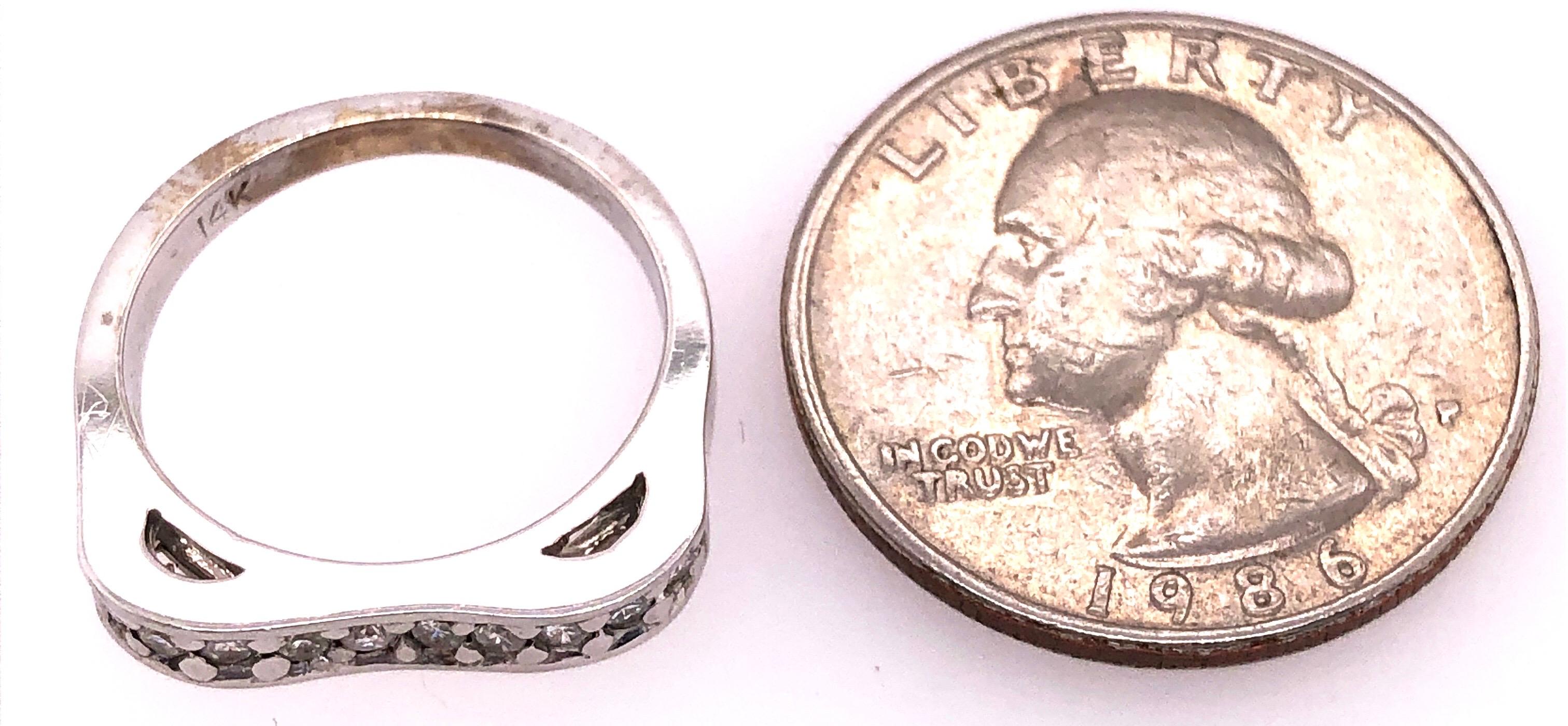 14 Karat White Gold and Diamond Wedding Band Bridal Anniversary Ring For Sale 3