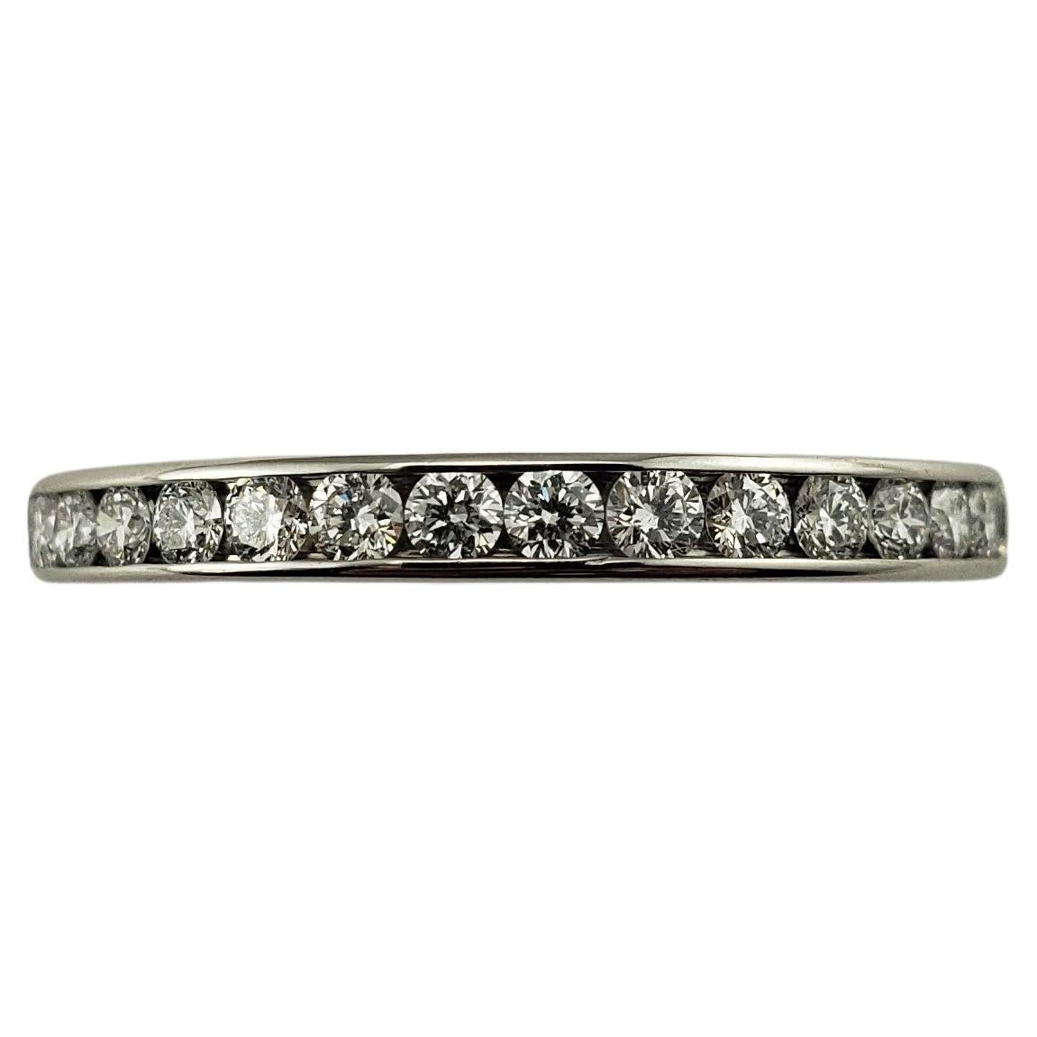 18 Karat White Gold and Diamond Wedding Band Ring For Sale