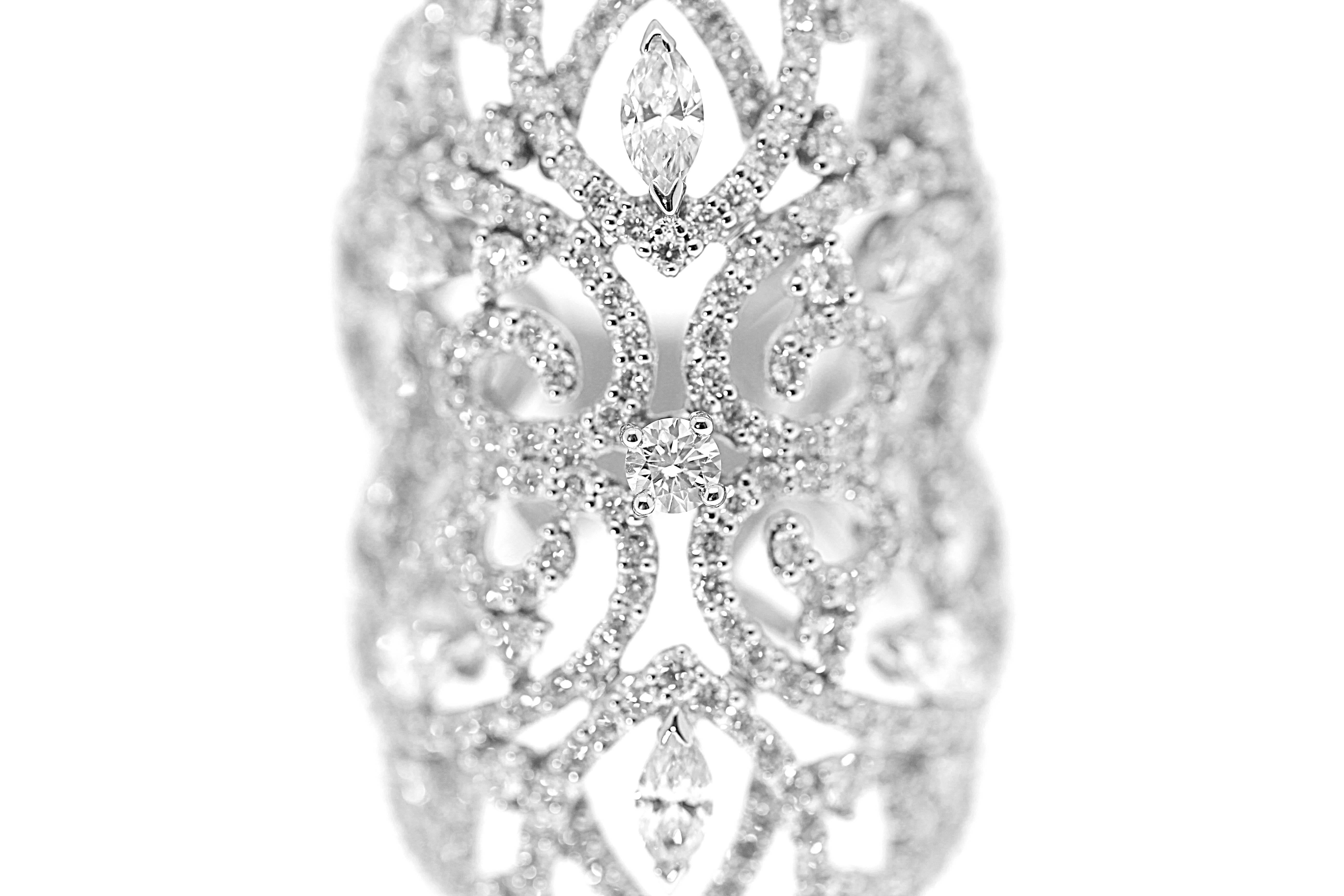 Contemporary 18 Karat White Gold and Diamonds Lace Statement Ring For Sale