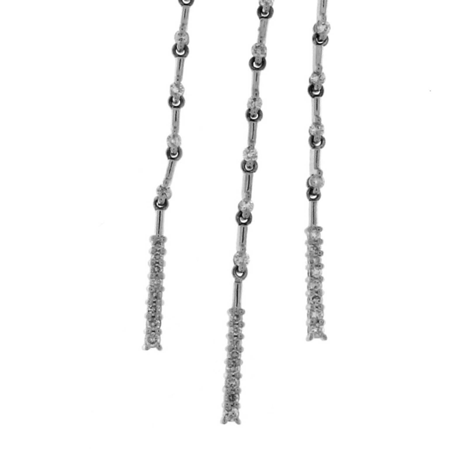 Brilliant Cut 18 Karat White Gold and White Diamond Necklace For Sale
