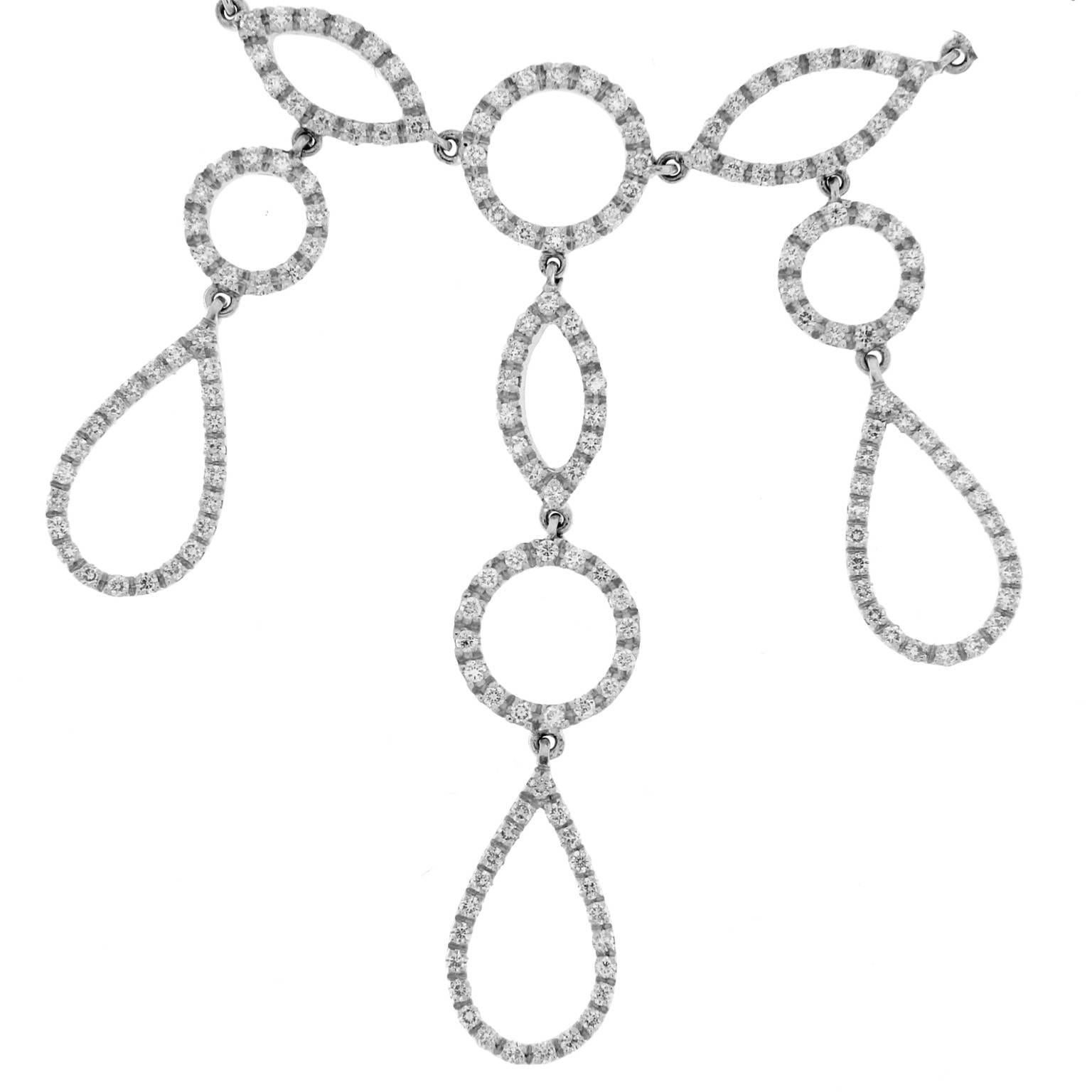 Taglio brillante Collana in oro bianco 18 carati e diamanti bianchi in vendita
