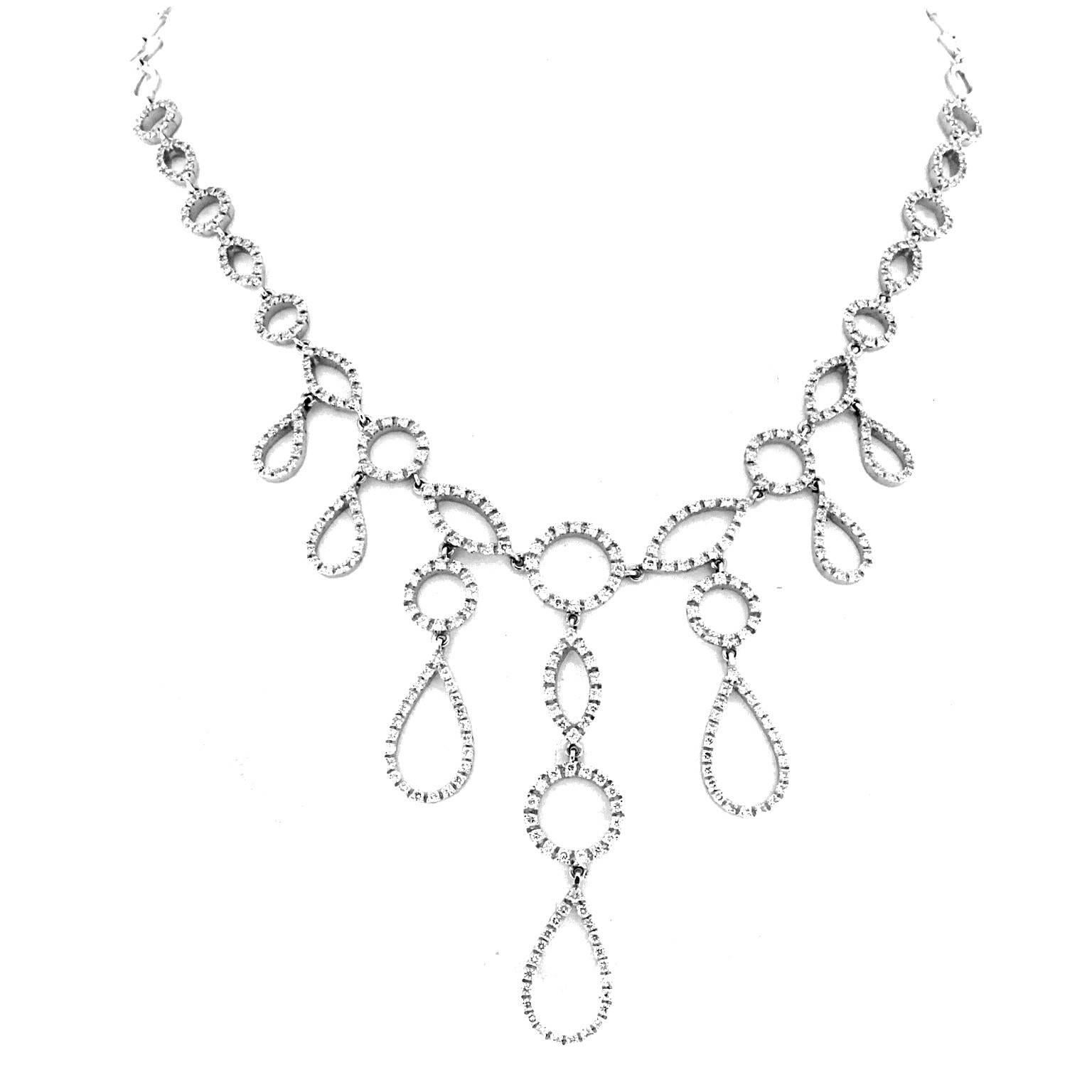 18 Karat White Gold and White Diamond Necklace