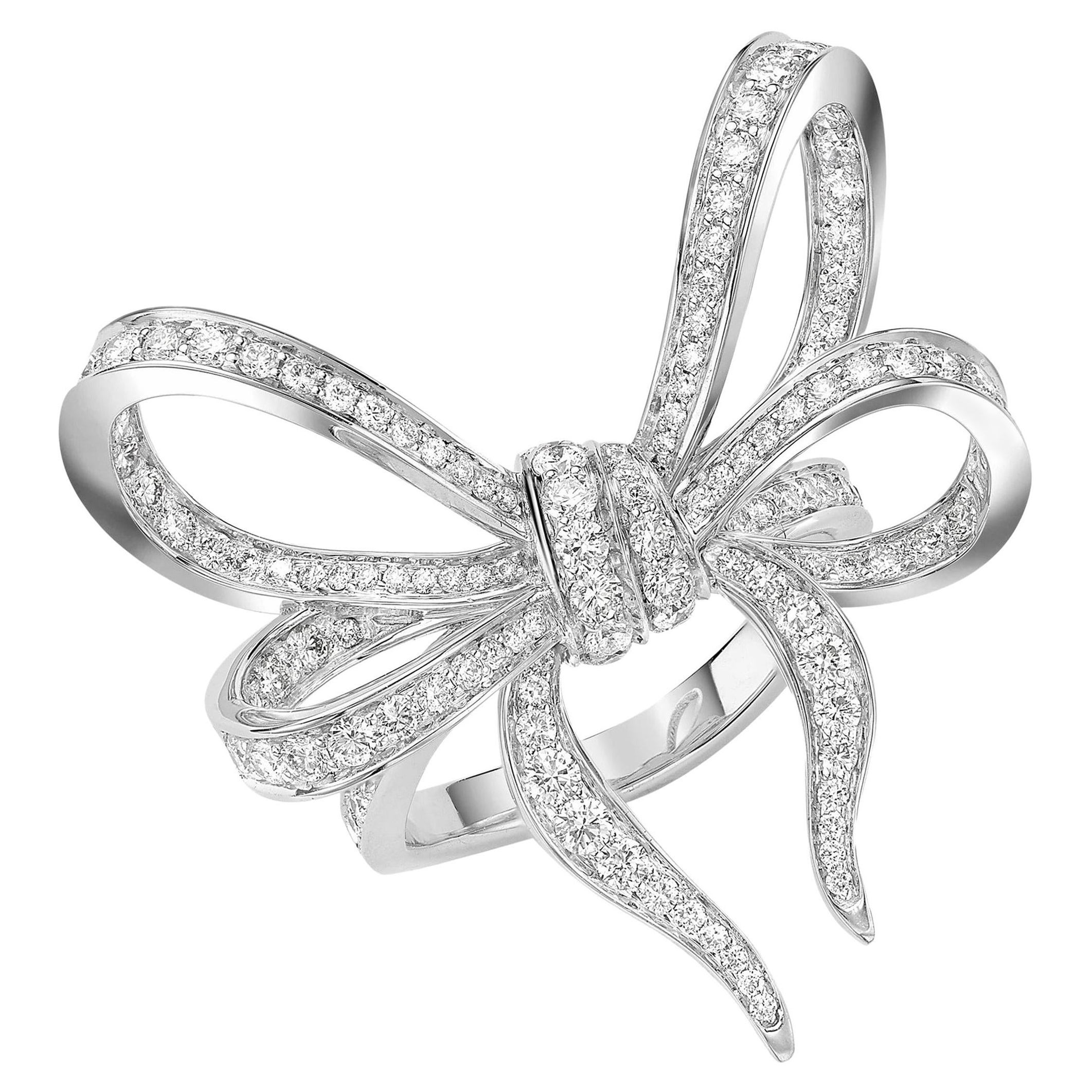 18 Karat White Gold and White Diamonds Bow Cocktail Ring For Sale