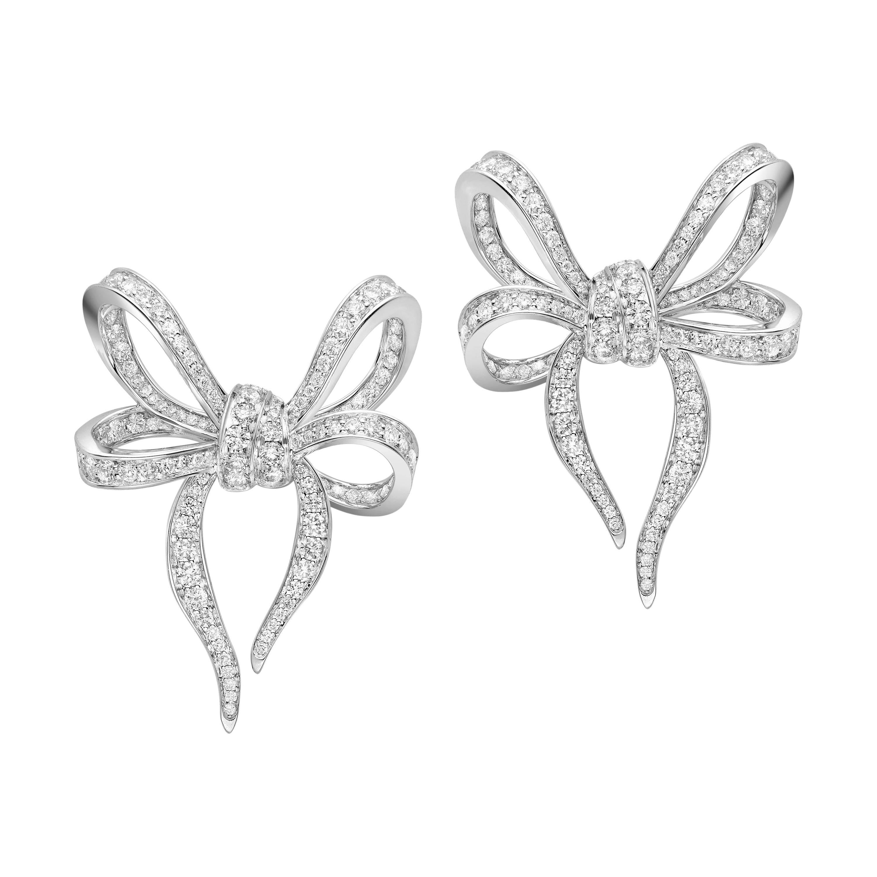 18 Karat White Gold and White Diamonds Bow Earrings For Sale