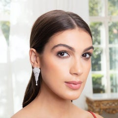 18 Karat White Gold and White Diamonds Chandelier Earrings