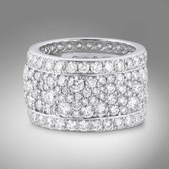 Anello a fascia larga in oro bianco 18 carati e diamanti bianchi