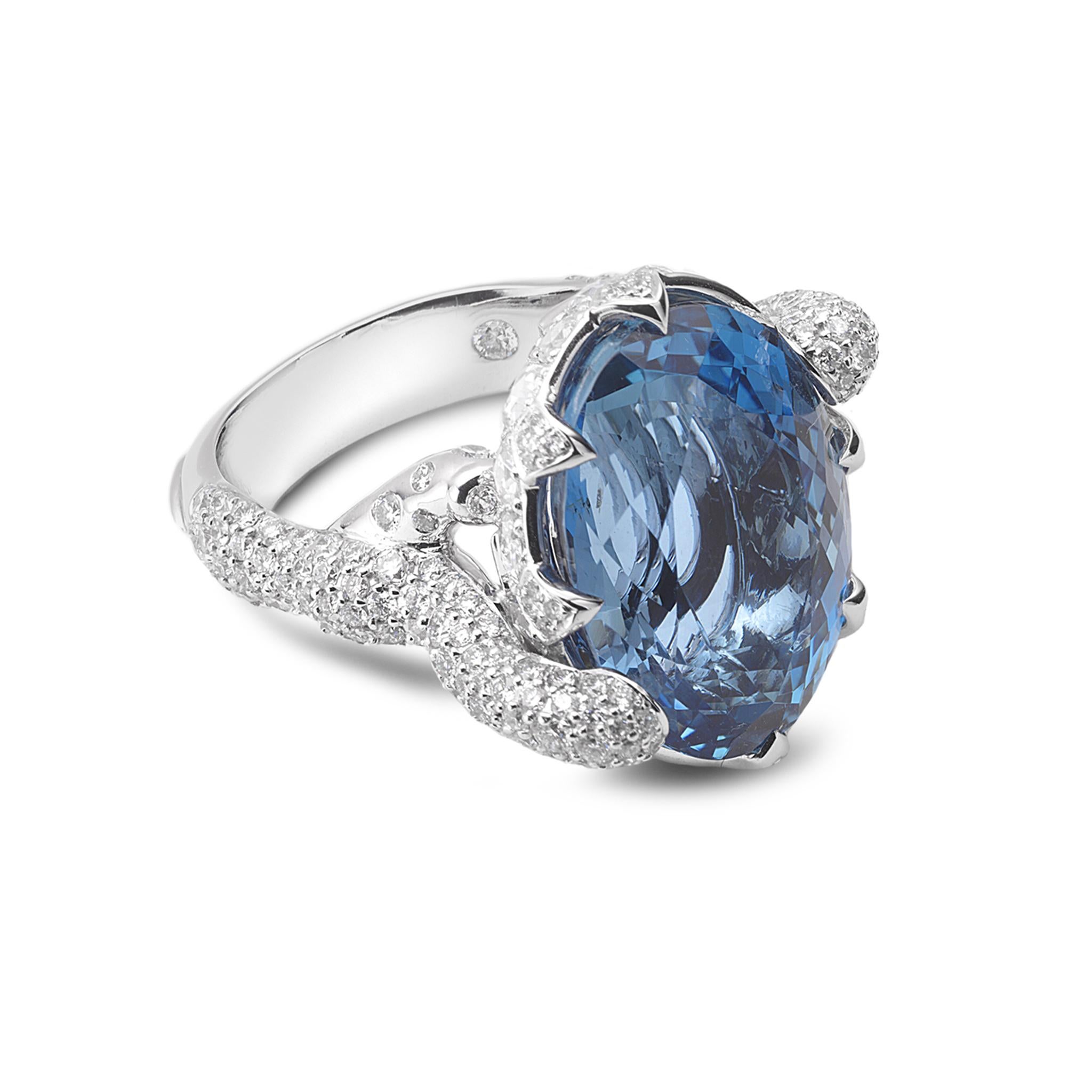 Cushion Cut 18 Karat White Gold Aquamarine and Diamond Cocktail Ring For Sale