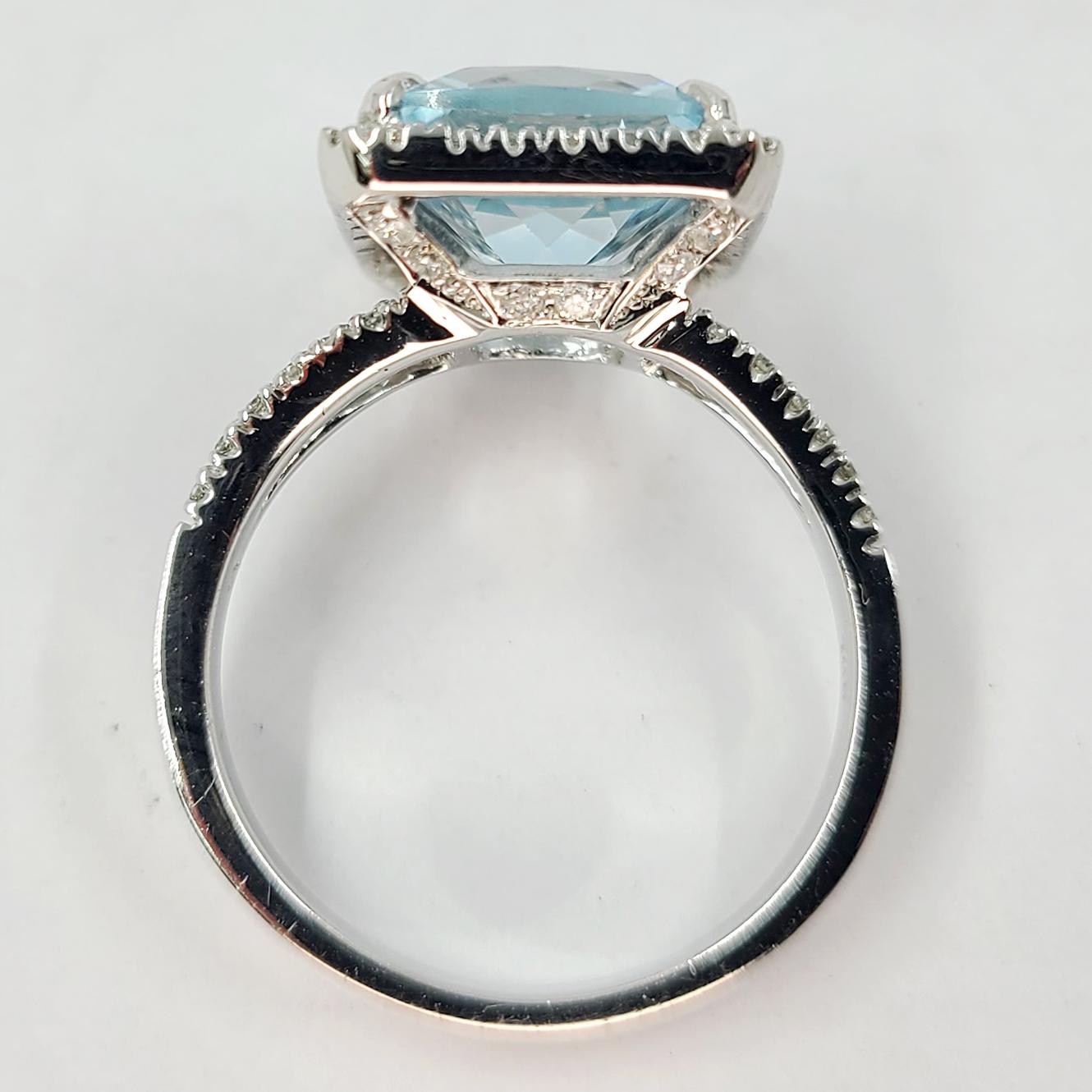 Cushion Cut 18 Karat White Gold Aquamarine and Diamond Halo Cocktail Ring