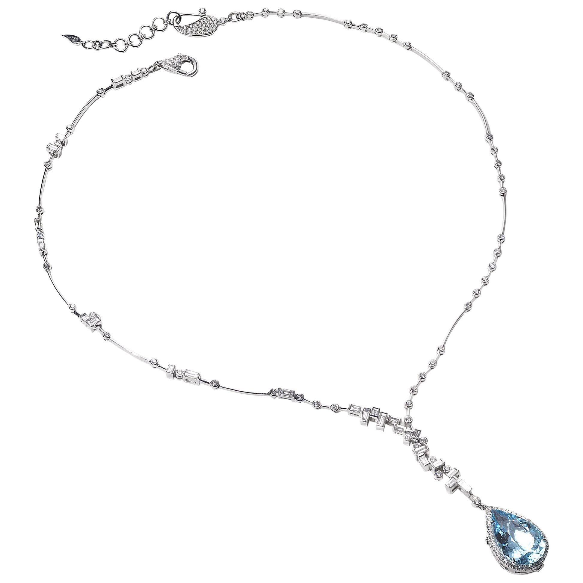 18 Karat White Gold Aquamarine and Diamond Necklace For Sale