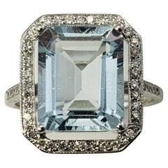 18 Karat White Gold Aquamarine and Diamond Ring