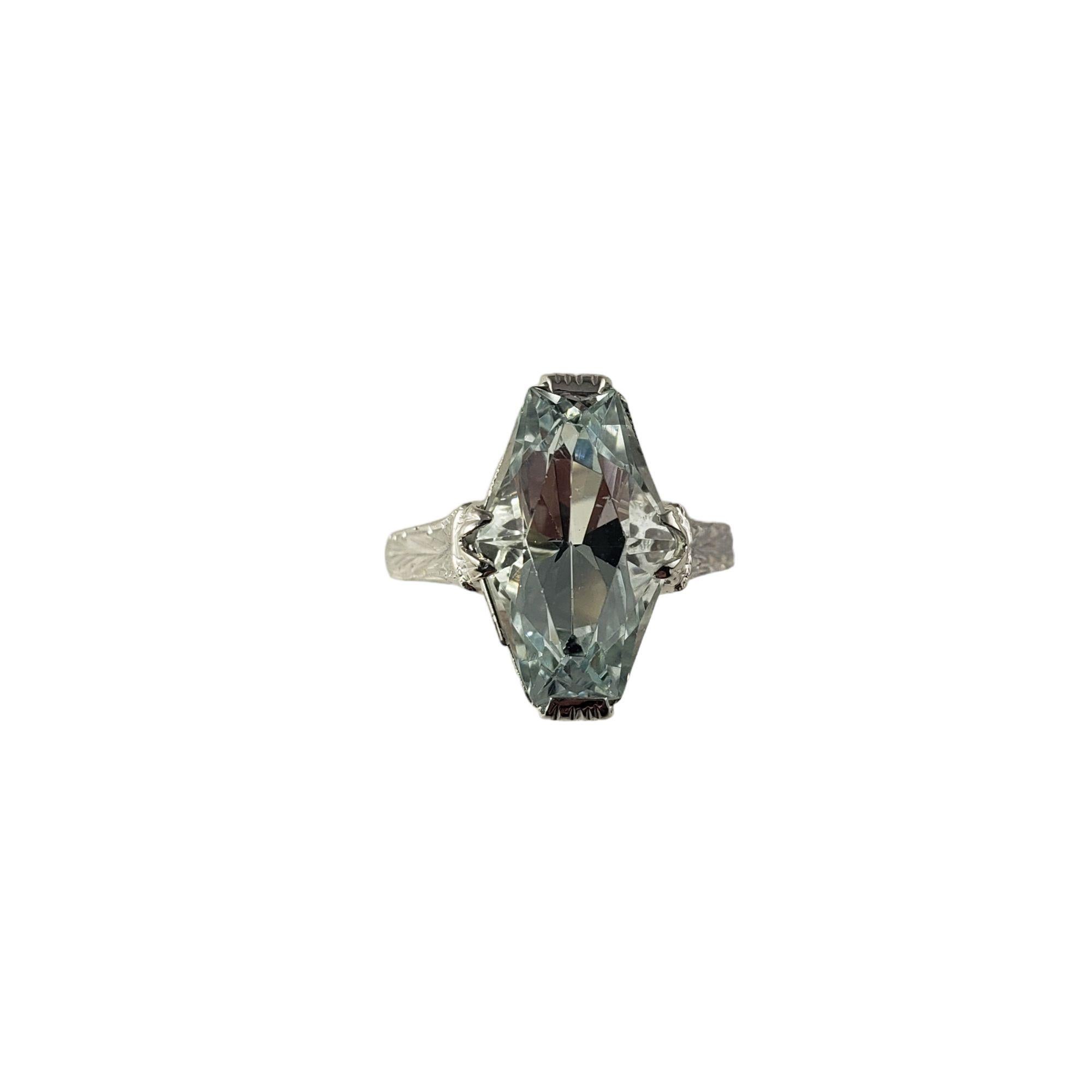 Women's 18 Karat White Gold Aquamarine Ring Size 5.5 #14216 For Sale