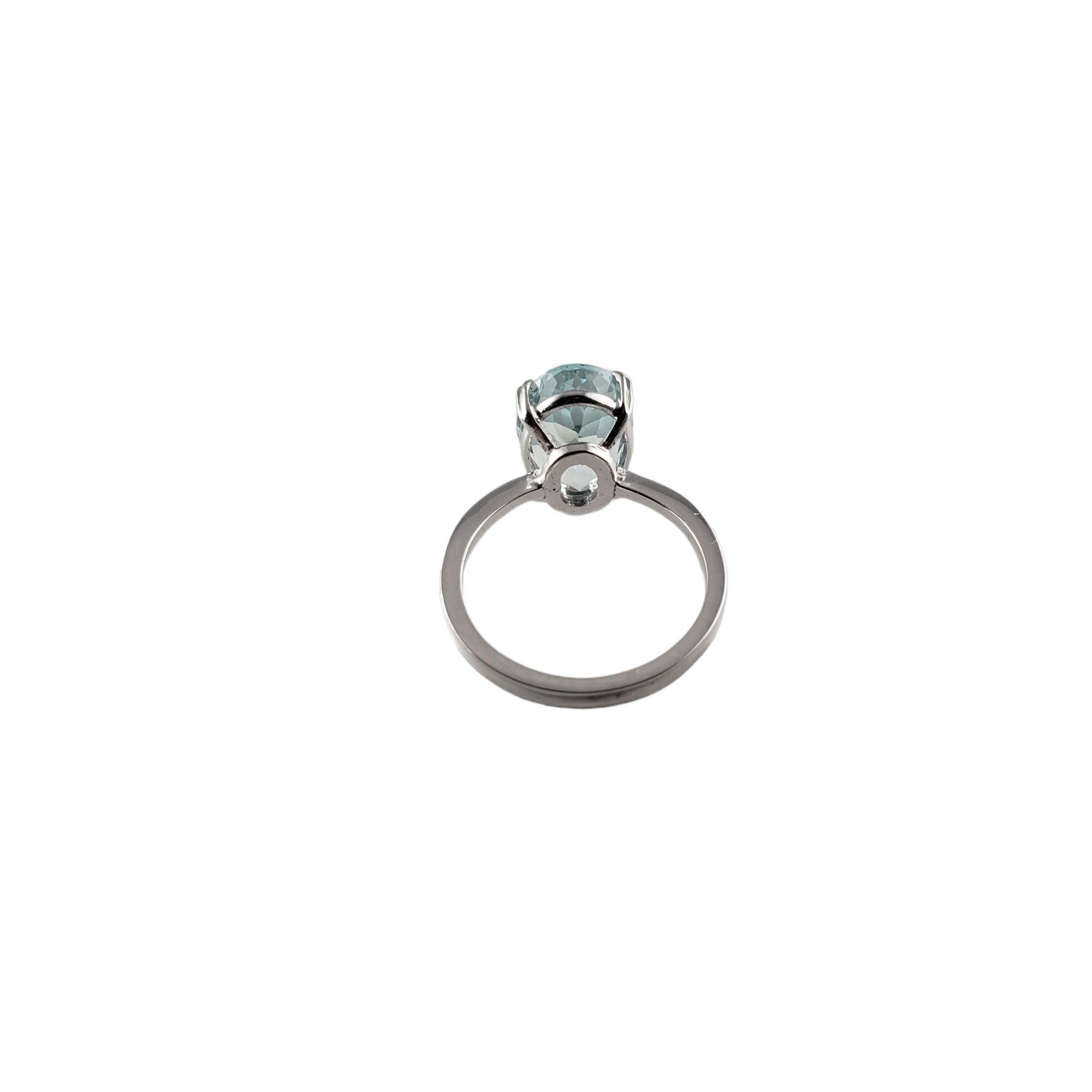 18 Karat White Gold Aquamarine Ring #13683 For Sale 3