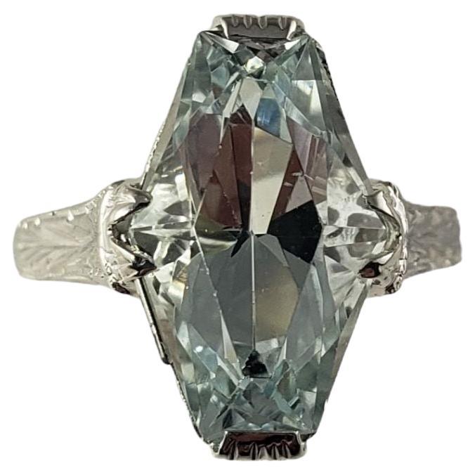 18 Karat White Gold Aquamarine Ring Size 5.5 #14216 For Sale