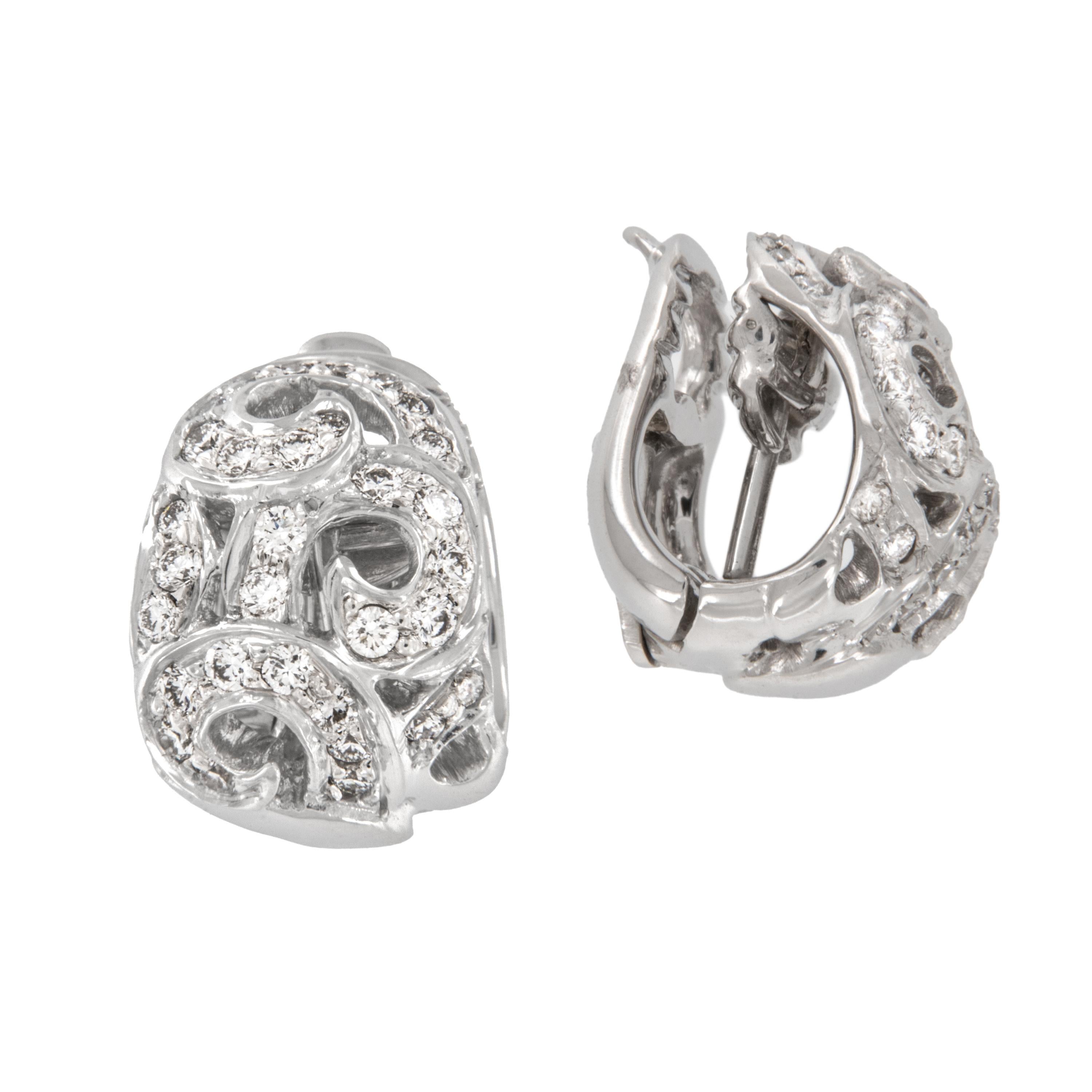 Gemlok was founded in New York city by noted designer, Jean Vitau who created the Alhambra design and patented Gemlock setting technique. Their motto is 