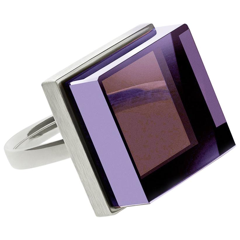 18 Karat White Gold Art Deco Style Men's Ring with Amethyst Featured in Vogue For Sale 5