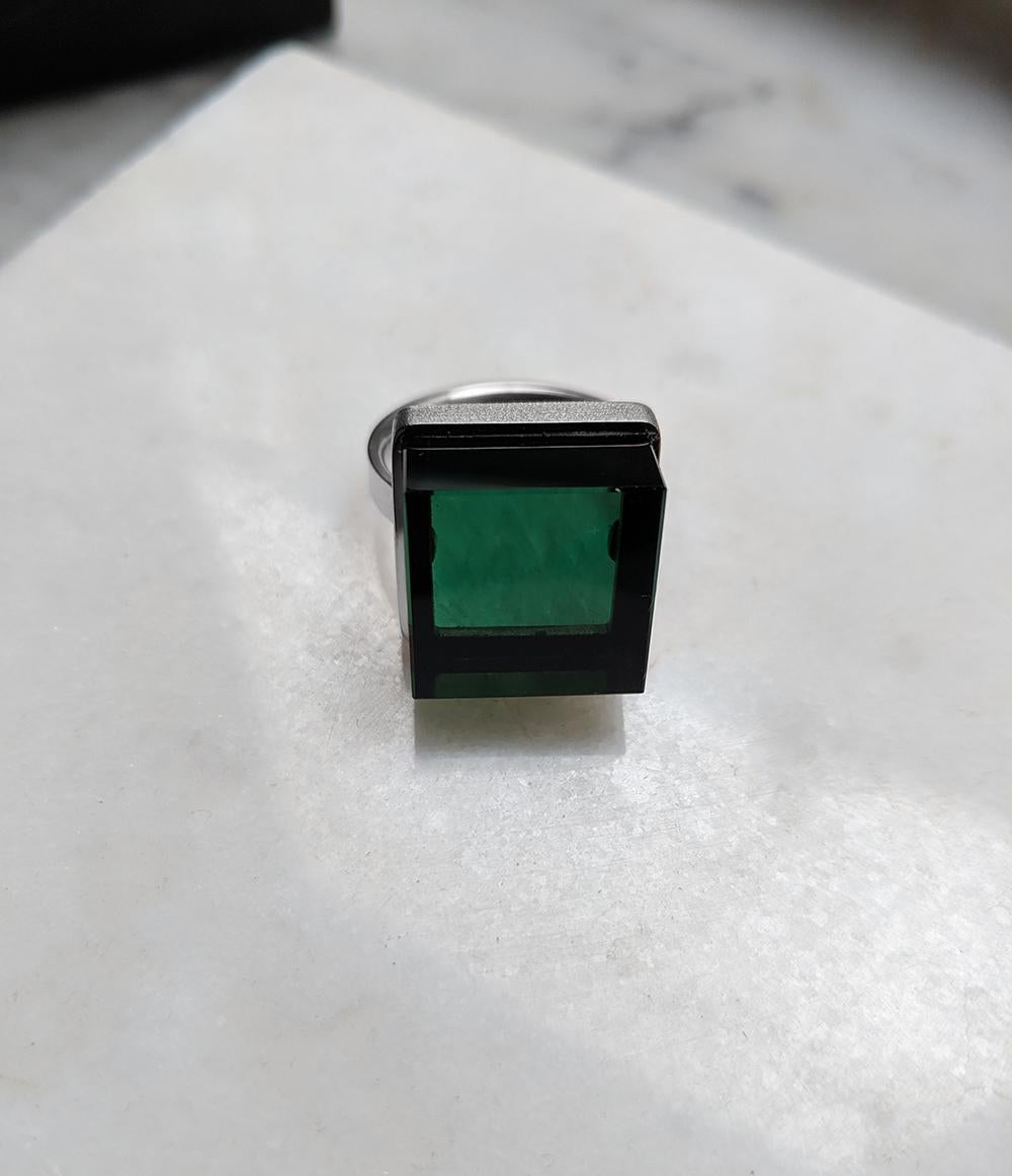 Eighteen Karat White Gold Cocktail Ring with Green Quartz by Artist In New Condition For Sale In Berlin, DE