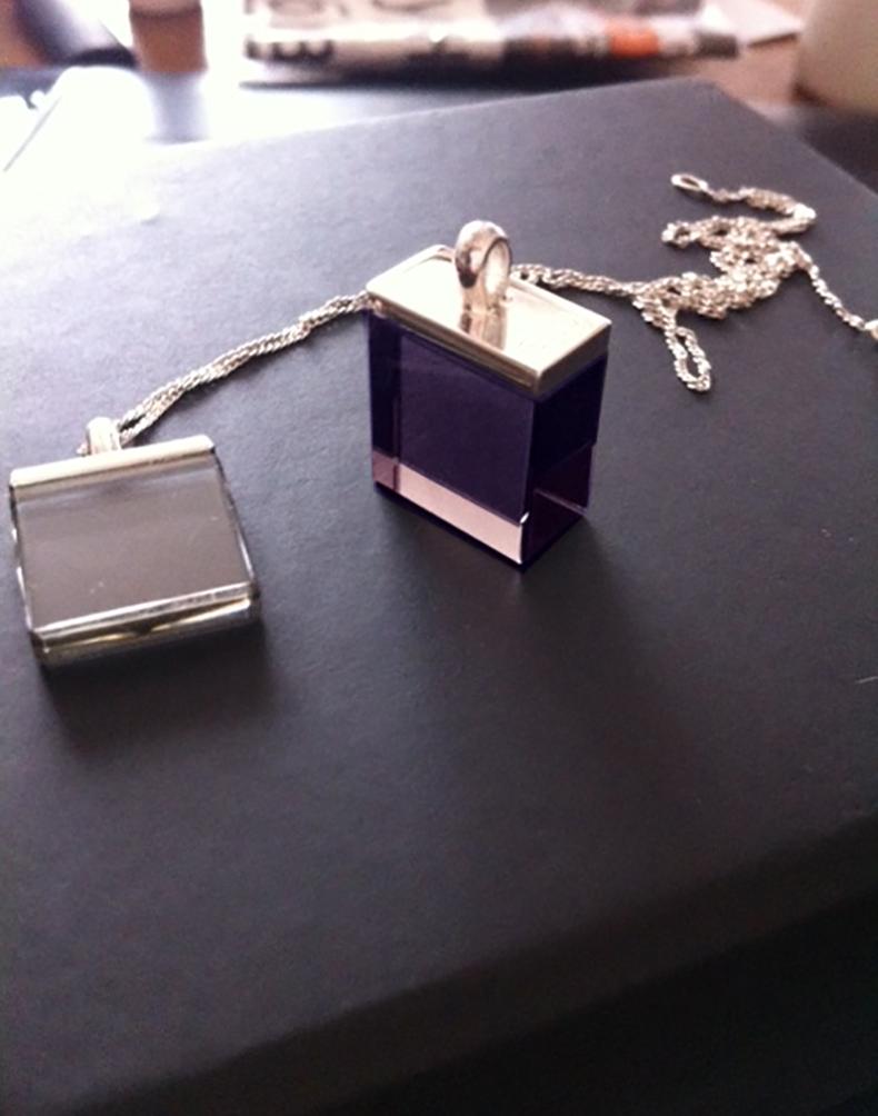 Mixed Cut Eighteen Karat White Gold Art Deco Style Pendant Necklace with Amethyst For Sale