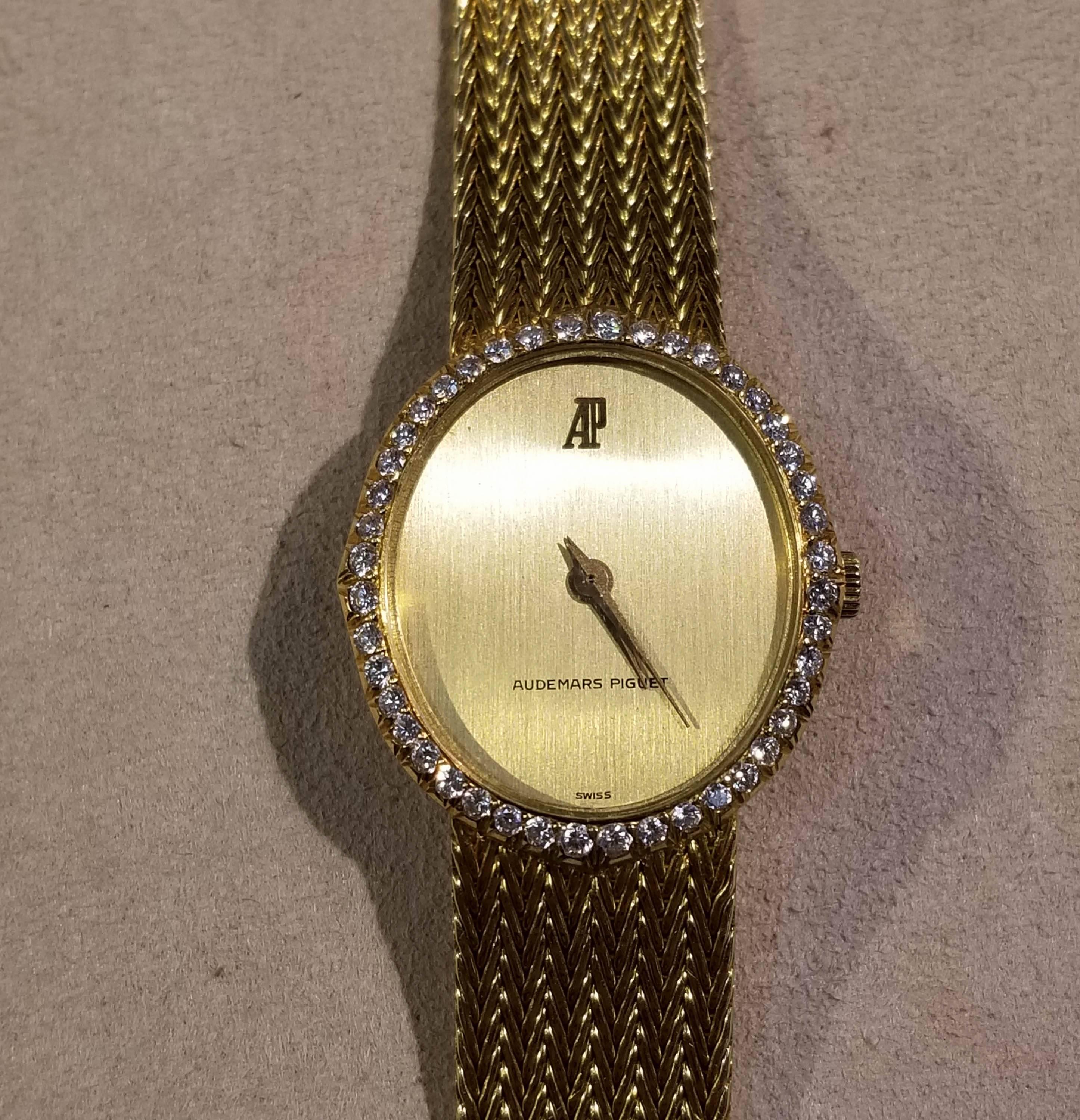 Women's 18 Karat White Gold Audemars Piguet Mechanical Watch For Sale