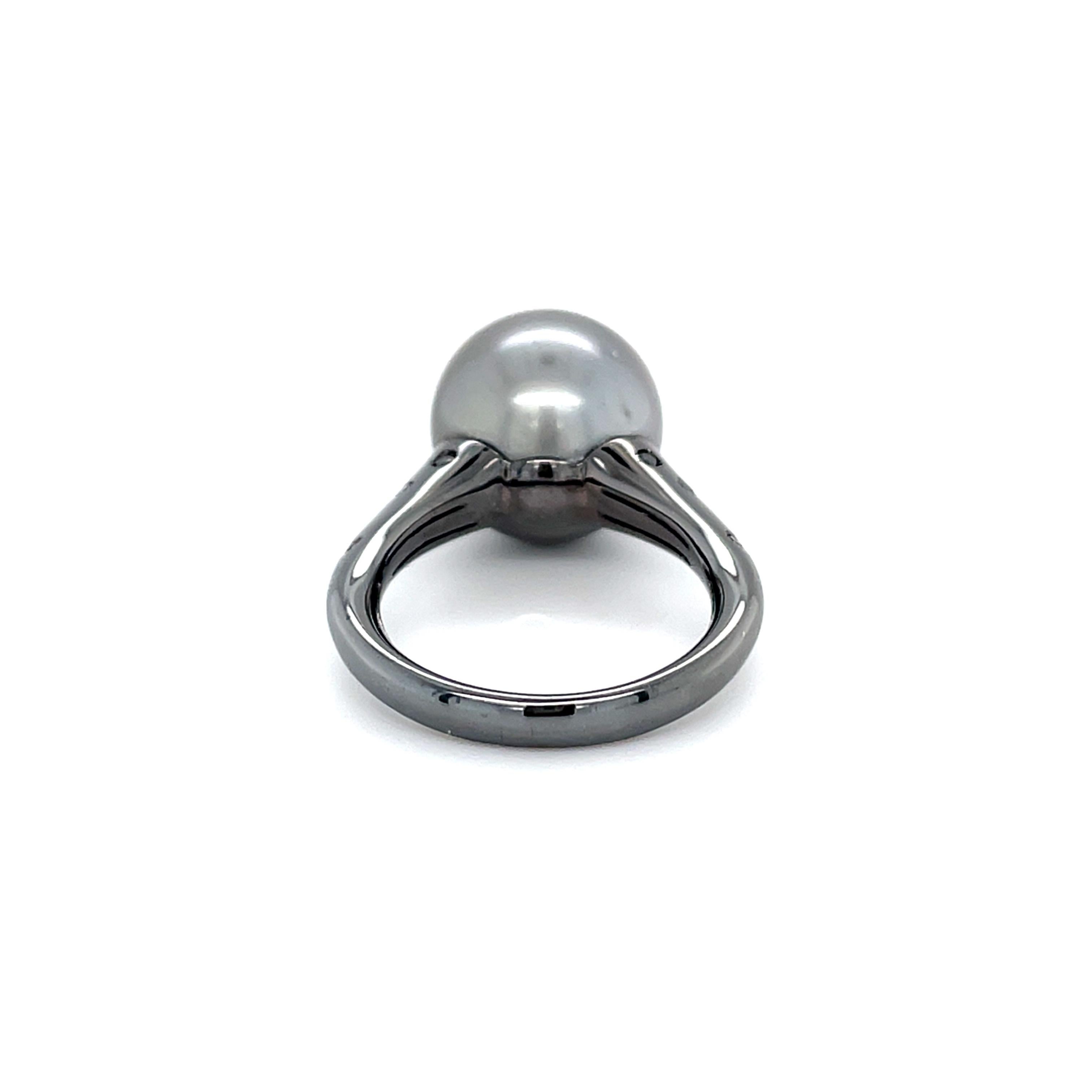 18 Karat White Gold Australian South Sea Cultured Pearl Ring For Sale 3