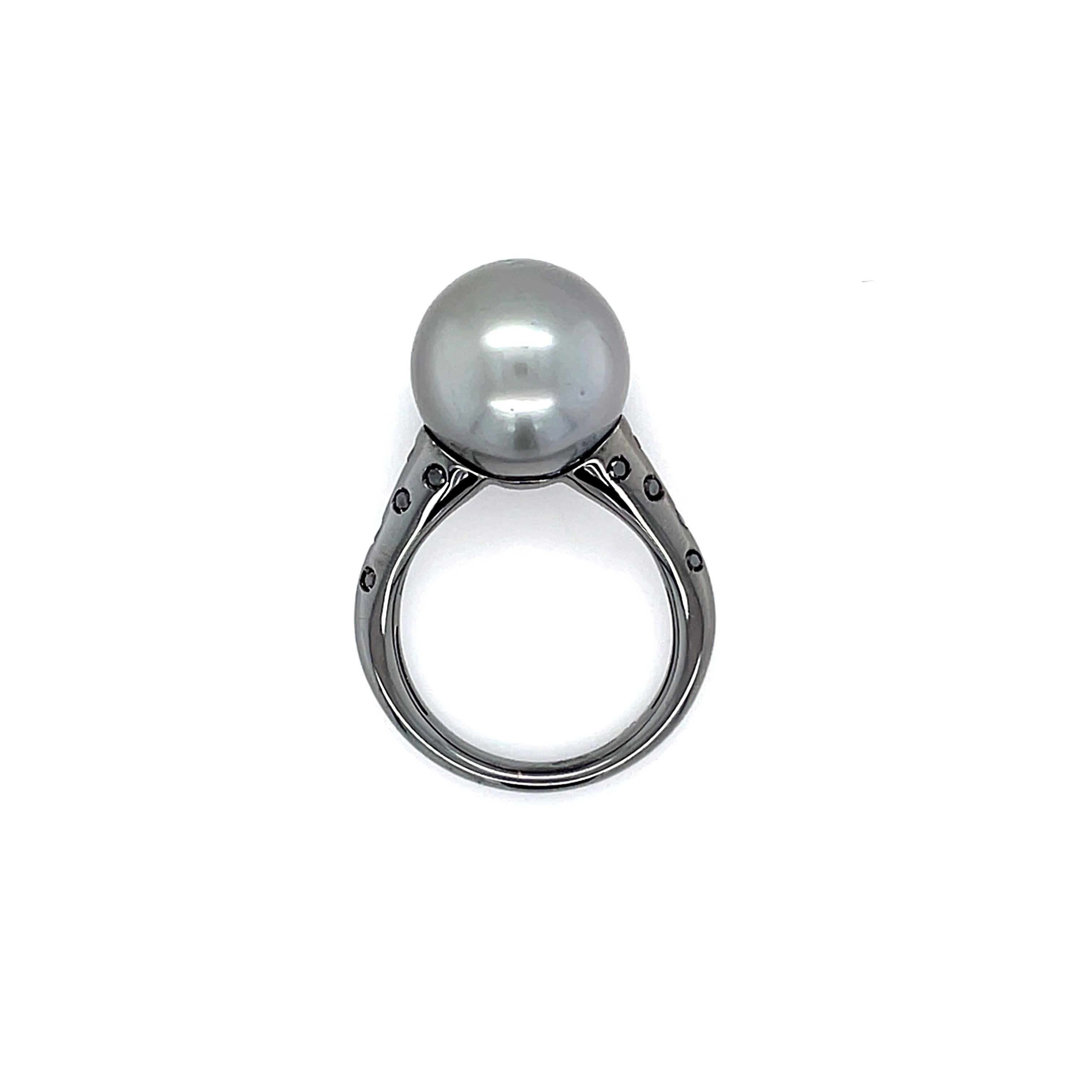 18 Karat White Gold Australian South Sea Cultured Pearl Ring For Sale 4