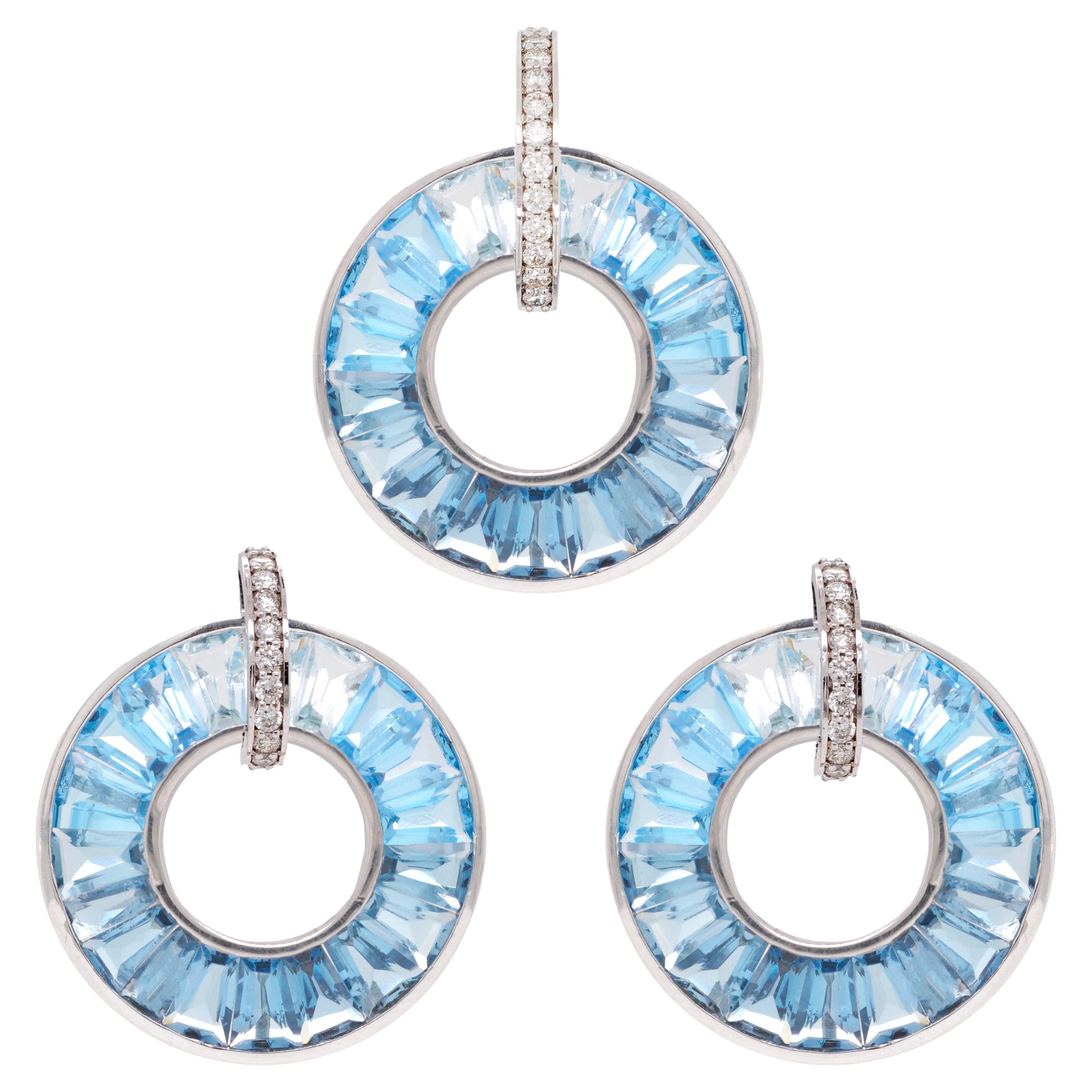 18 Karat White Gold Baguette-Cut Blue Topaz Diamond Circle Pendant Earrings Set