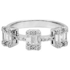 Bague en or blanc 18 carats avec diamants baguettes