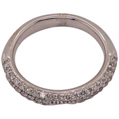 18 Karat White Gold Band Wedding Bridal Ring with Diamonds