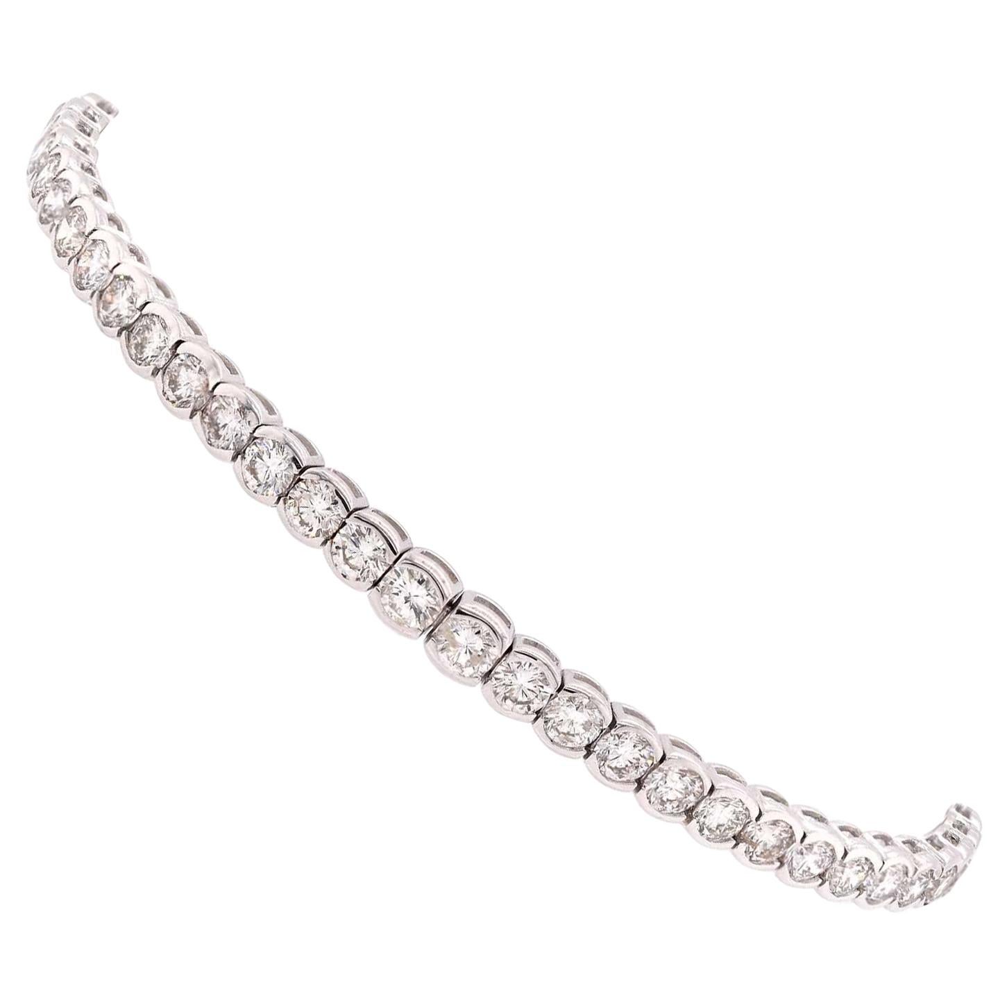 18 Karat White Gold Bezel Set Diamond Tennis Bracelet