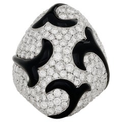 18 Karat White Gold Black Enamel Swirl Diamond Pave Ring