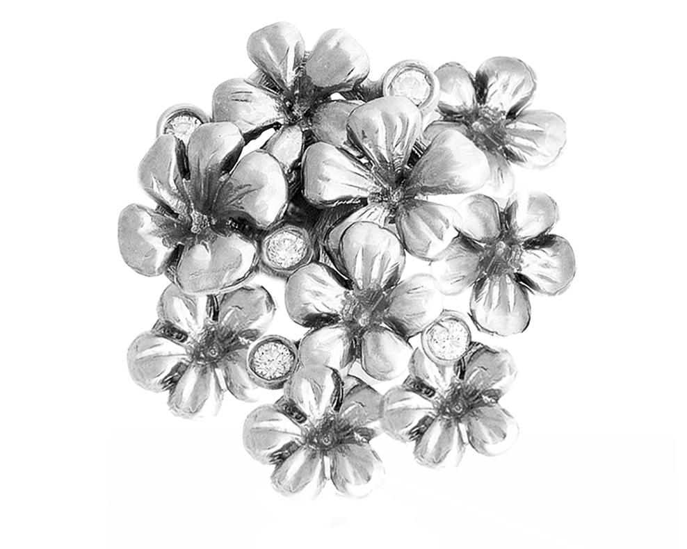 This Plum Blossom brooch is in 18 karat white gold, with detachable natural emerald drop  (3.96 carats, 13,5x7,5mm) and 5 round diamonds. This collection was featured in Vogue UA review. We use top natural diamonds VS, F-G, we work with german gems