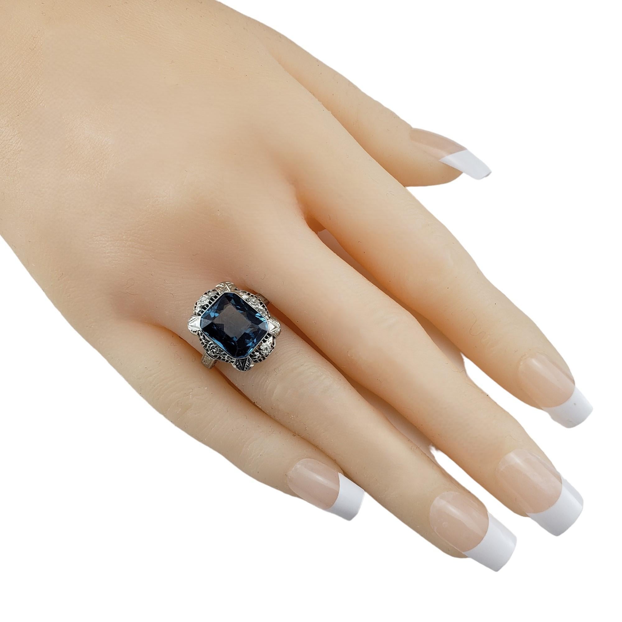 18 Karat White Gold Blue Glass Ring Size 6.25 #17148 For Sale 3