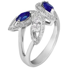 18 Karat White Gold Blue Sapphire and Diamond Petali Flora Ring by Niquesa