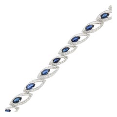 18 Karat White Gold Blue Sapphire and Diamonds Petali Bracelet by Niquesa