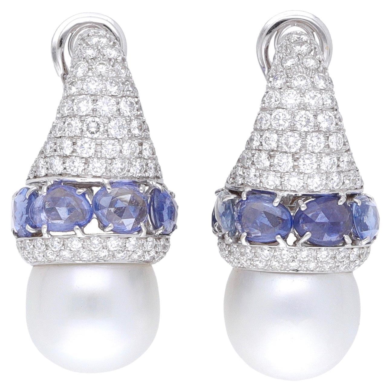 Boucles d'oreilles en or blanc 18 carats, saphir bleu, perles australiennes et diamants