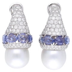 Boucles d'oreilles en or blanc 18 carats, saphir bleu, perles australiennes et diamants