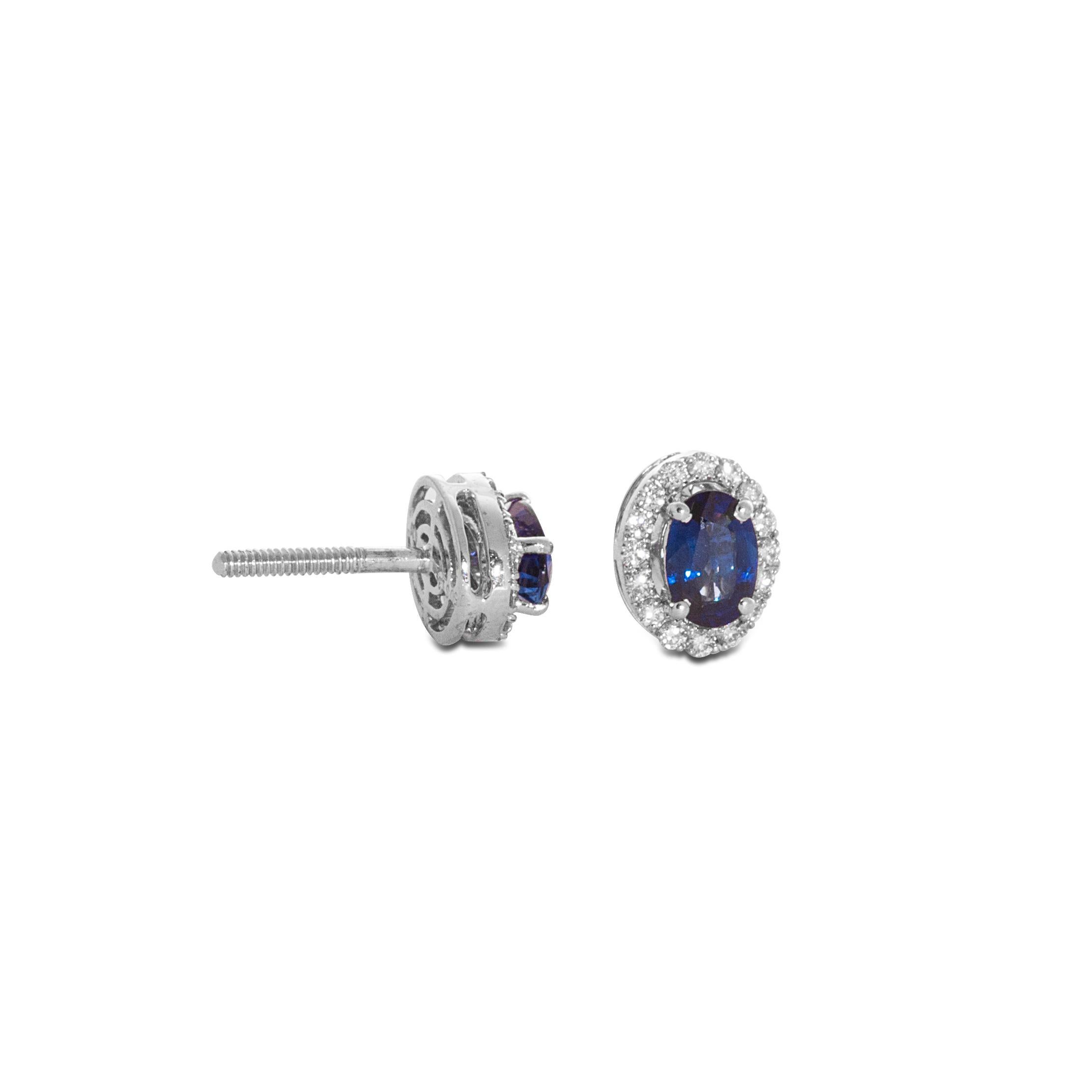 Contemporary 18 Karat White Gold Blue Sapphire Diamond Stud Earrings For Sale