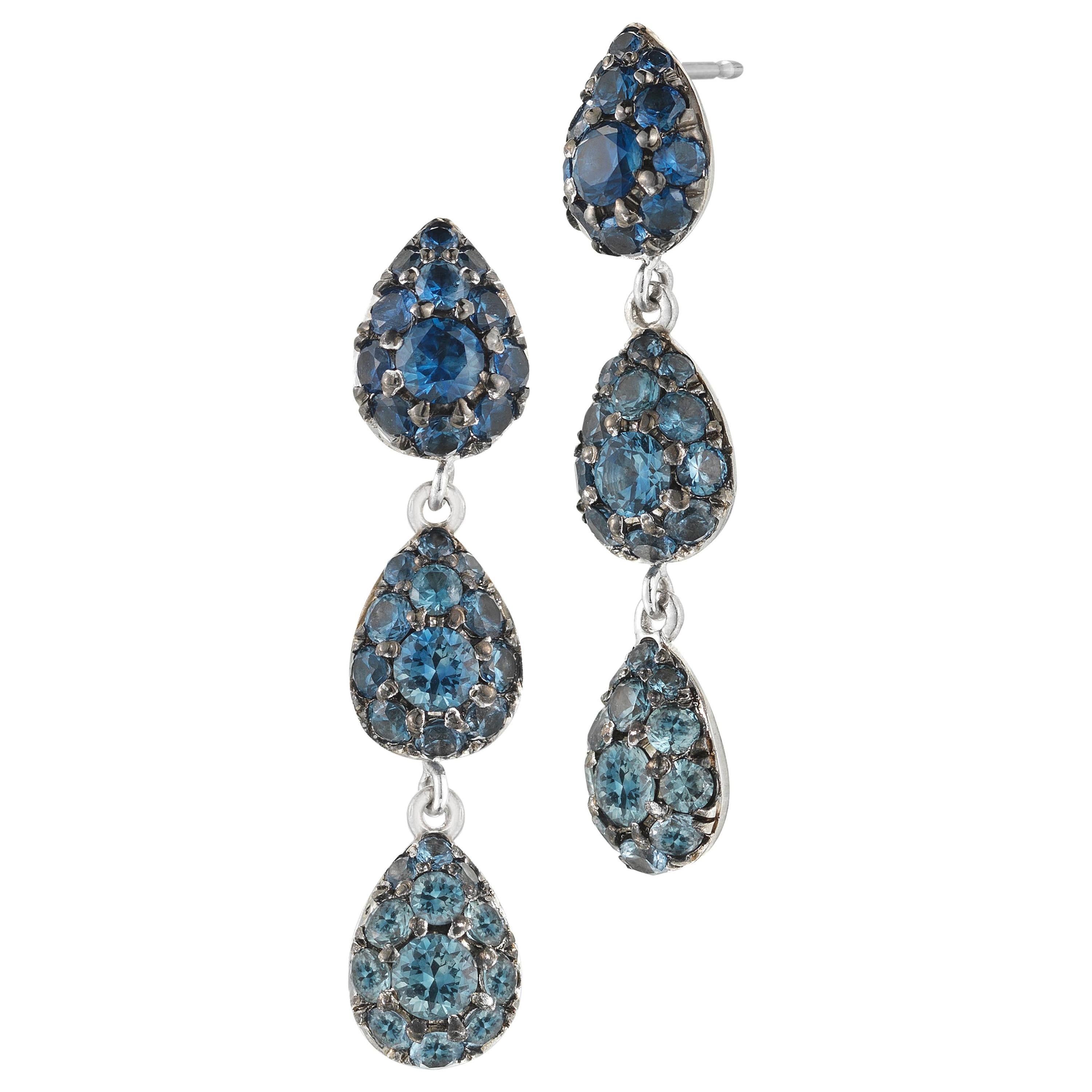 18 Karat White Gold Blue Sapphire Drop Earrings For Sale