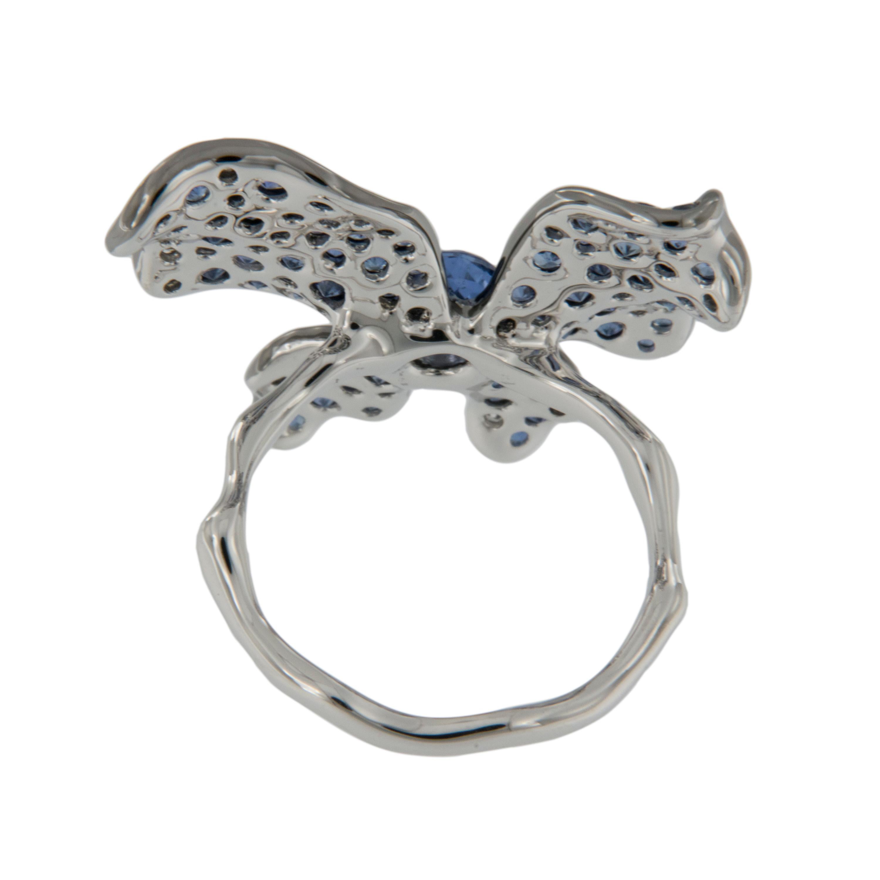 Round Cut 18 Karat White Gold Blue Sapphire White Diamond Butterfly Fashion Ring