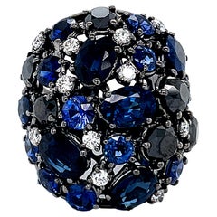 18 Karat White Gold Blue Sapphires Diamond Cocktail Ring