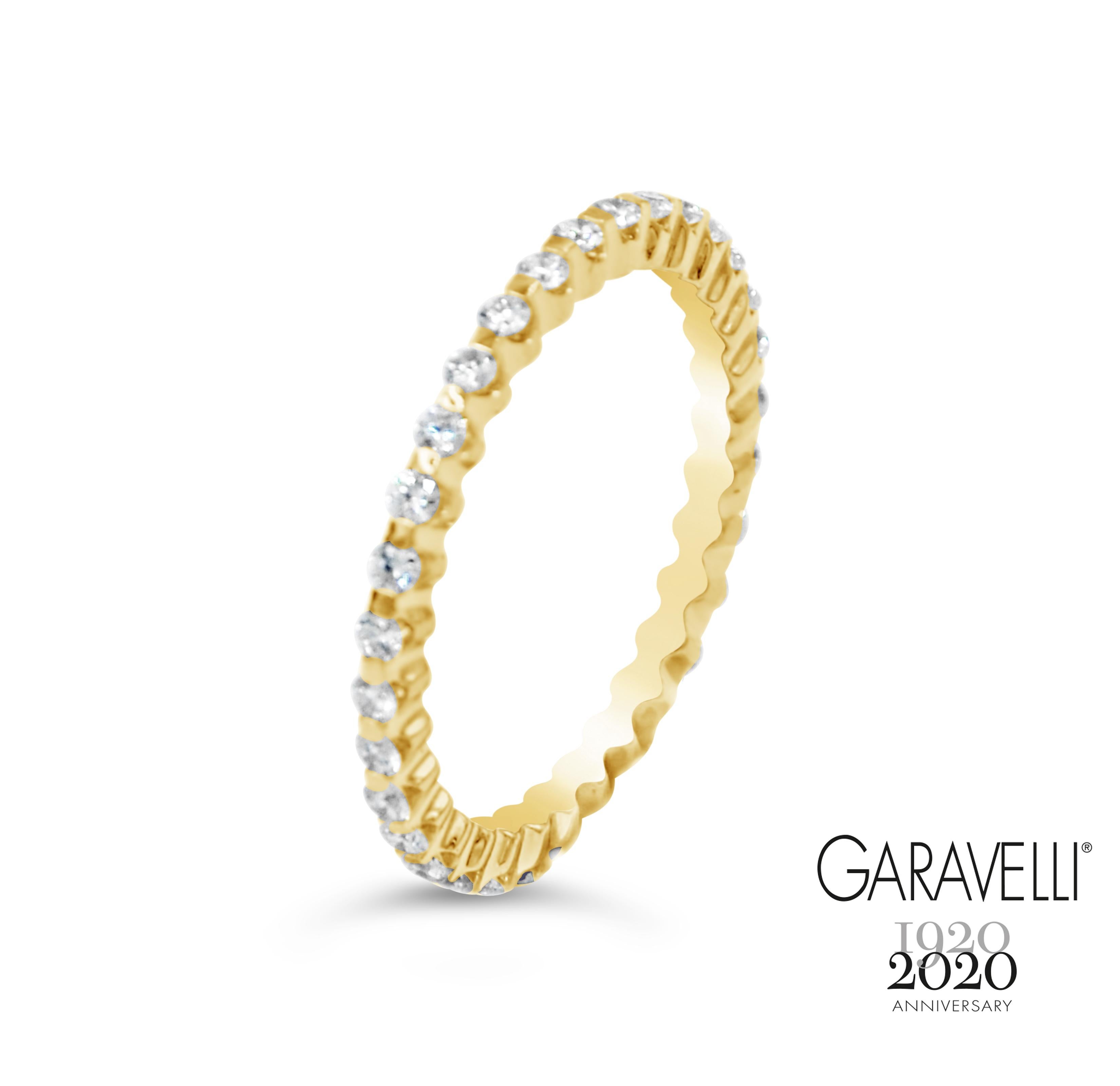 18 Karat White Gold Blue Sapphires Garavelli Band Ring 1