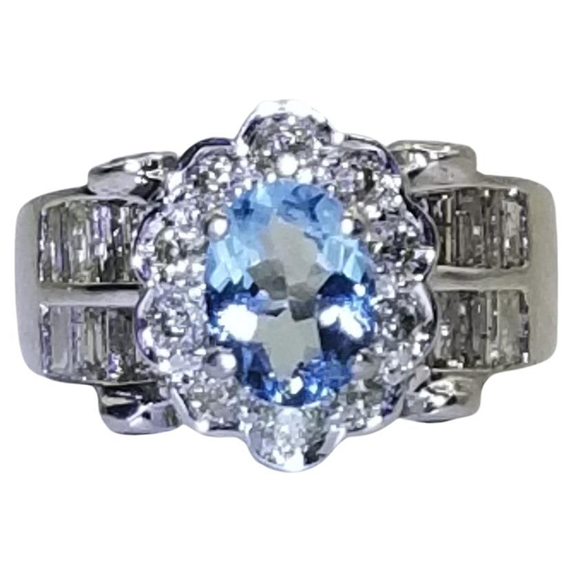 Anello Baguette con Topazio Blu e Diamante in oro bianco 18 carati in vendita