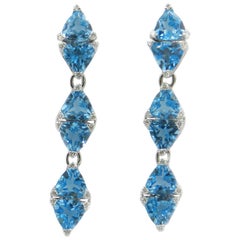 18 Karat White Gold Blue Topaz and Diamonds Garavelli Long Earrings