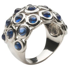 18 Karat White Gold Bombe Ring Studded with Cabochon Sapphires